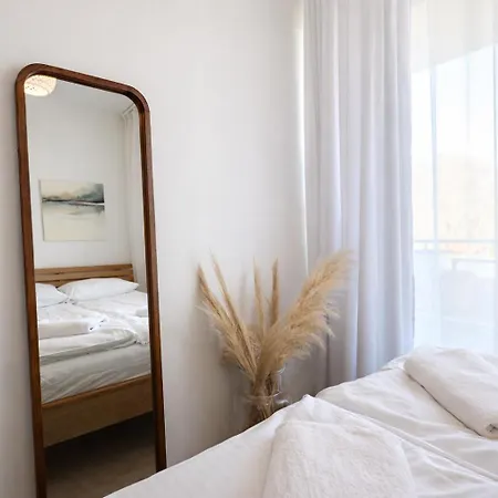 House Managers - Flora Sopot