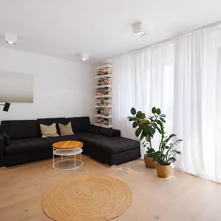House Managers - Flora Apartment
