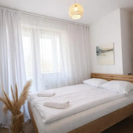 House Managers - Flora Sopot