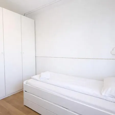 Apartment House Managers - Flora Sopot