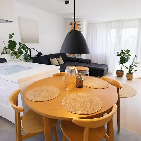 House Managers - Flora Apartment Sopot